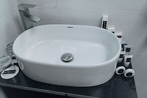 The Manor Hotel by Luckzi