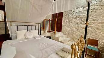 Juliet Suite Studio