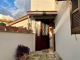 Juliet Suite Studio