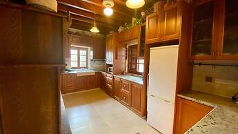 Juliet Suite Studio