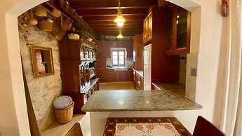 Juliet Suite Studio