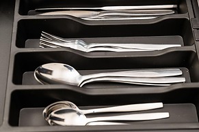 4-bedroom- Stoke-on-trent Sleeps 8- pet Friendly