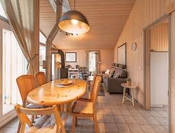 Ferienhaus mit Sauna im Ferienpark Mirow