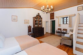 Quinta da Comenda - Casa da Tuia