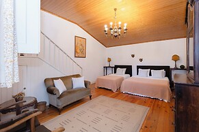 Quinta da Comenda - Casa da Tuia