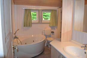 Ferienhaus mit Sauna im Ferienpark Mirow