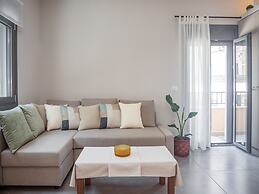 Elegant City Apartment - 250m From Solomos Square