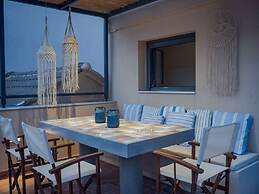 Elegant City Apartment - 250m From Solomos Square