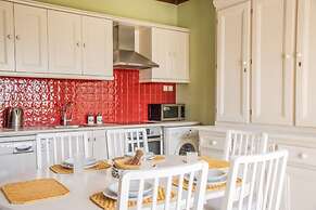 La Belle Villa - Family Retreat Magnificent View