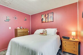 Restaurant On-site: North Freedom Apt w/ Yard!