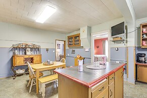 Restaurant On-site: North Freedom Apt w/ Yard!