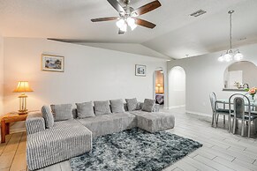 8 Mi to Legoland: Winter Haven Home w/ Lanai!