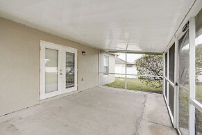 8 Mi to Legoland: Winter Haven Home w/ Lanai!