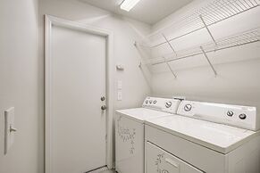 8 Mi to Legoland: Winter Haven Home w/ Lanai!