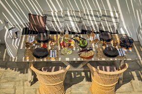 Makarias Traditional Luxury Villas