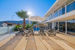 Villa Lumiere 1, Located in the Kızıltaş Area of Kalkan, 8 Guests