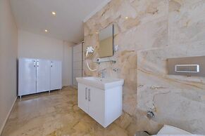 Villa Lumiere 1, Located in the Kızıltaş Area of Kalkan, 8 Guests
