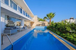 Villa Lumiere 1, Located in the Kızıltaş Area of Kalkan, 8 Guests
