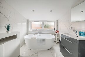 Sleeps7-pet&familyfriendly With Parking