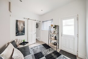 Sleeps7-pet&familyfriendly With Parking