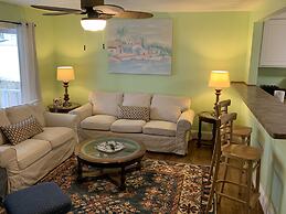 Beach Front On The Bay 3 Bedroom Bungalow