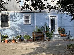 Beach Front On The Bay 3 Bedroom Bungalow
