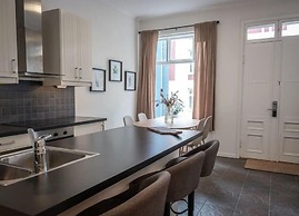In the Heart of Brosundet! Fully Equipped 3 Bed Room Ap