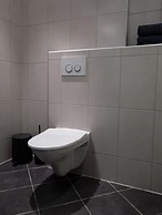 In the Heart of Brosundet! Fully Equipped 3 Bed Room Ap