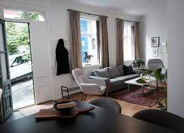 In the Heart of Brosundet! Fully Equipped 3 Bed Room Ap