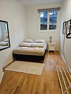 In the Heart of Brosundet! Fully Equipped 3 Bed Room Ap