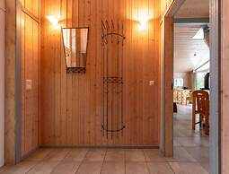 Ferienhaus mit Sauna im Ferienpark Mirow