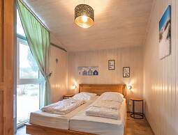 Ferienhaus mit Sauna im Ferienpark Mirow