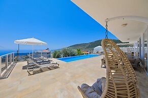 Villa Lumiere 2 Luxurious 4 bed Villa in Kiziltas Kalkan With sea View
