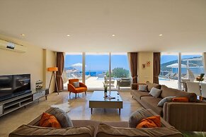 Villa Lumiere 2 Luxurious 4 bed Villa in Kiziltas Kalkan With sea View