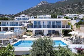 Villa Lumiere 2 Luxurious 4 bed Villa in Kiziltas Kalkan With sea View