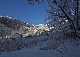 Studio in Allos With Stunning Mountain Views