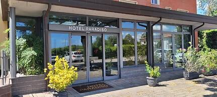 HOTEL PARADISO