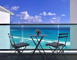 Ocean Dreams by Andiani Travel