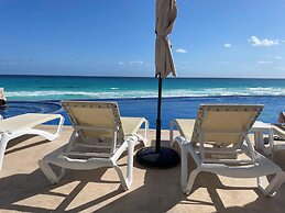 Ocean Dreams by Andiani Travel