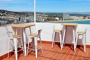 La Plaza Hostal