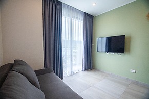 Thai me up the Tower