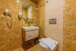 Mia Suites Hotel & Spa