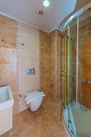 Mia Suites Hotel & Spa