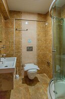 Mia Suites Hotel & Spa