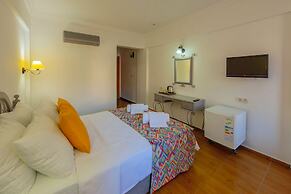 Mia Suites Hotel & Spa