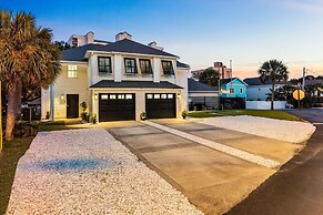 Stranded Unit A in North Myrtle Beach