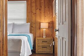 Clodhopper in Garden City