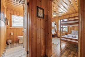 Clodhopper in Garden City