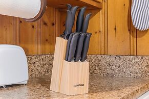 Clodhopper in Garden City