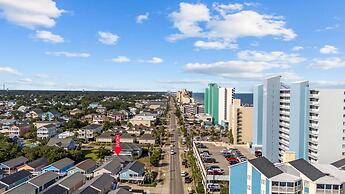 Clodhopper in Garden City